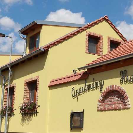 Apartmany Hradiste Znojmo Exterior photo